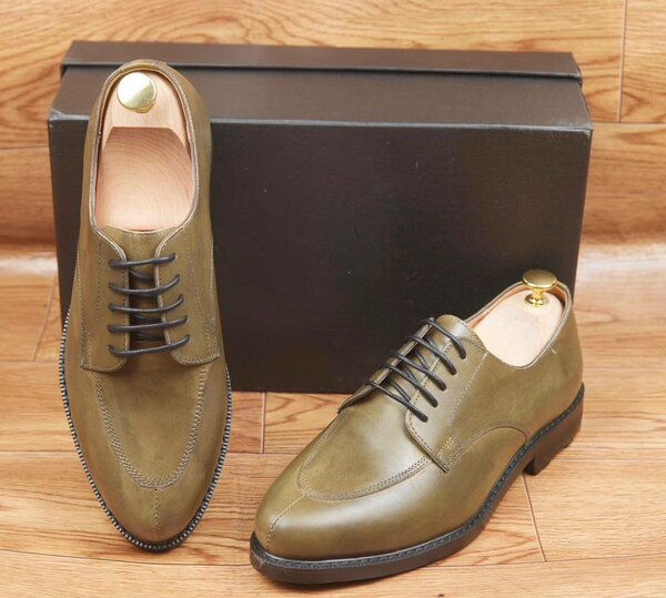 Chaussures habillées en cuir homme