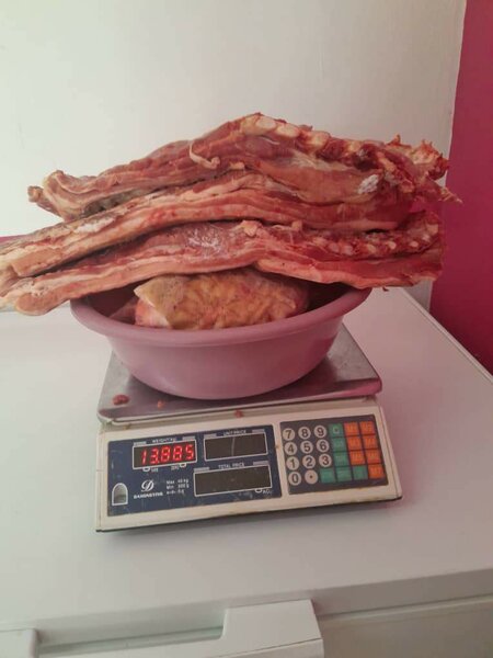 Poitrine de porc fraîche