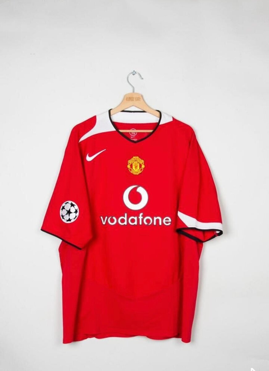 Maillot rétro Uneti