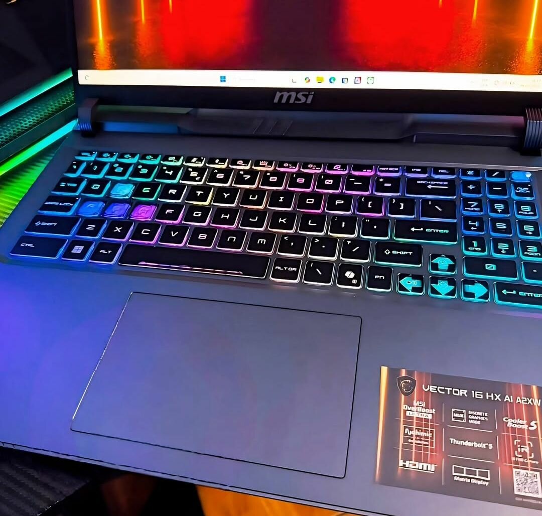 MSI VECTOR HX AI  ULTRA 9 2025