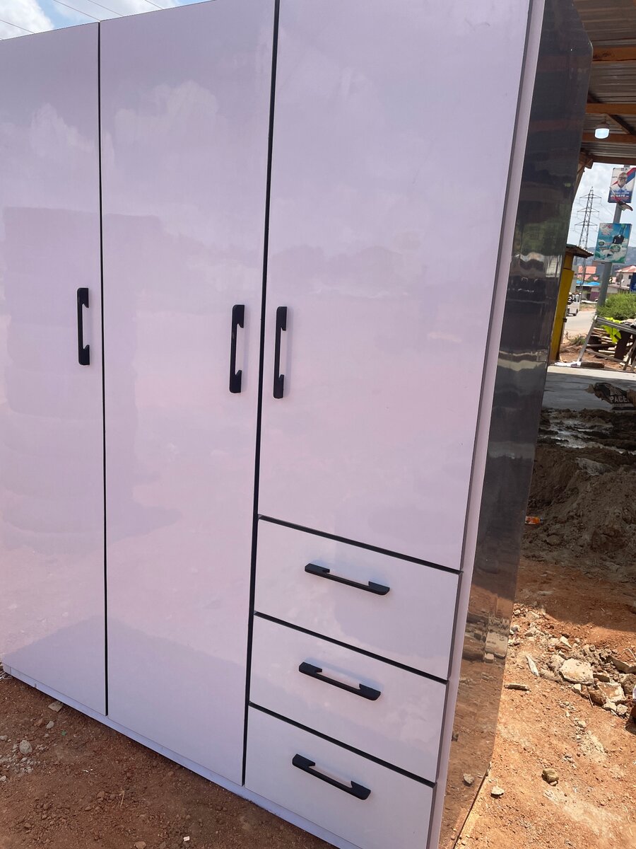 Three in one Walldrops