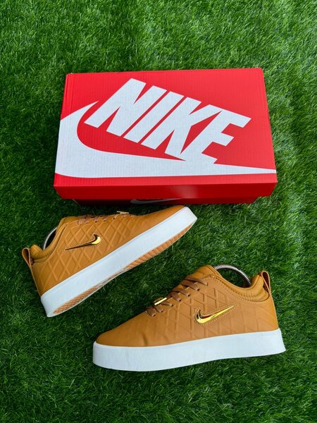 CHAUSSURES NIKE
