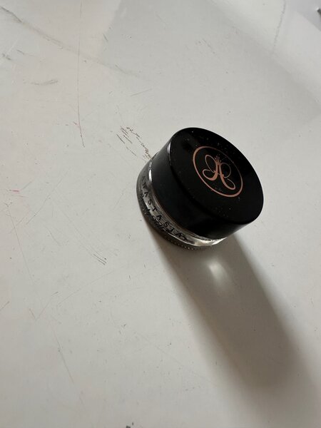 Pommade Anastasia beverly hills