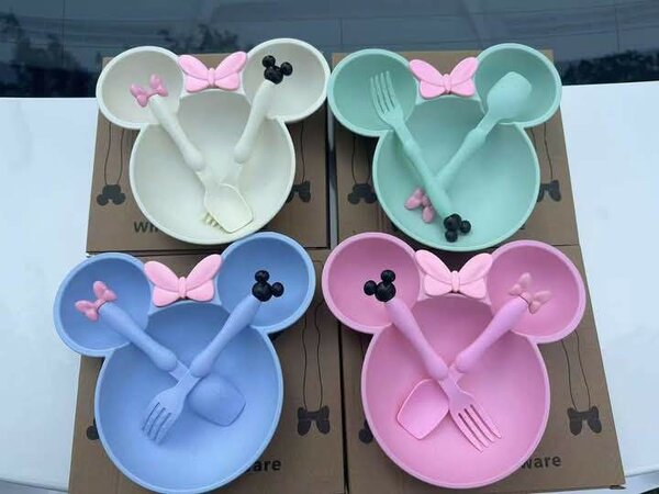 Assiettes en forme de dessin