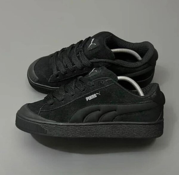 Chaussures Puma Noires