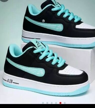 Sneakers Modernes Homme