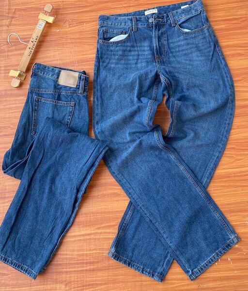 Stock turkey jeans