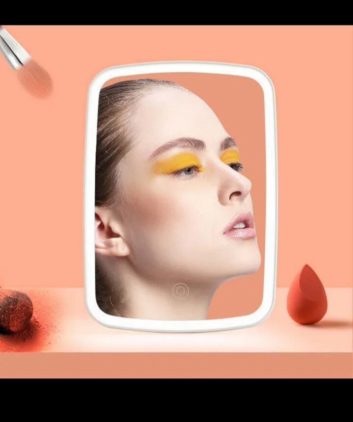 Miroir LED éclairé rechargeabl