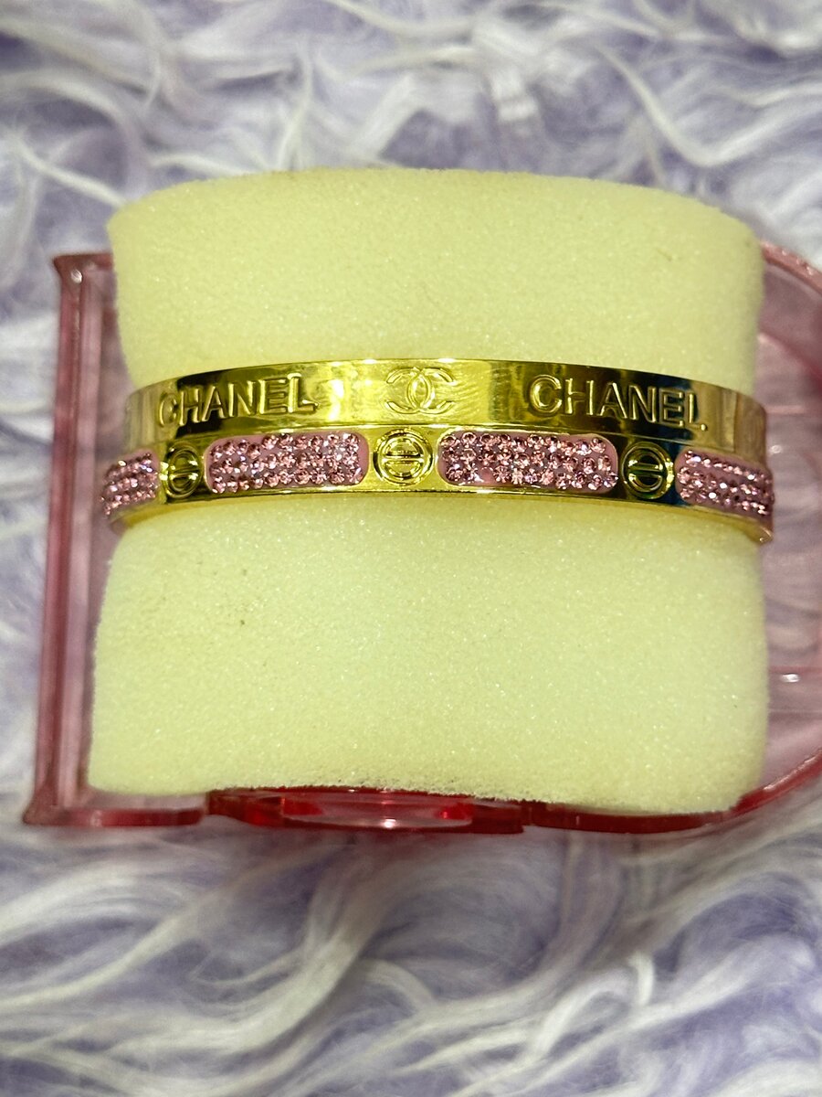 Bracelets en or et strass rose