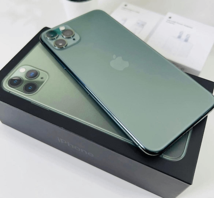 iPhone 11 Pro Max 64 Go Vert
