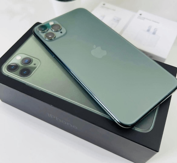 iPhone 11 Pro Max 64 Go Vert
