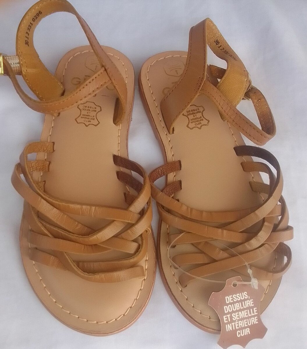 Sandales enfants cuir colorées