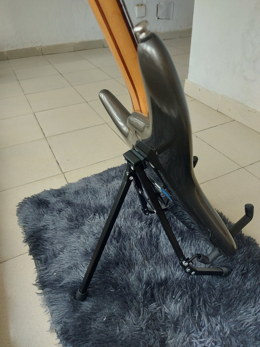 Stand pliable guitare et basse et kora