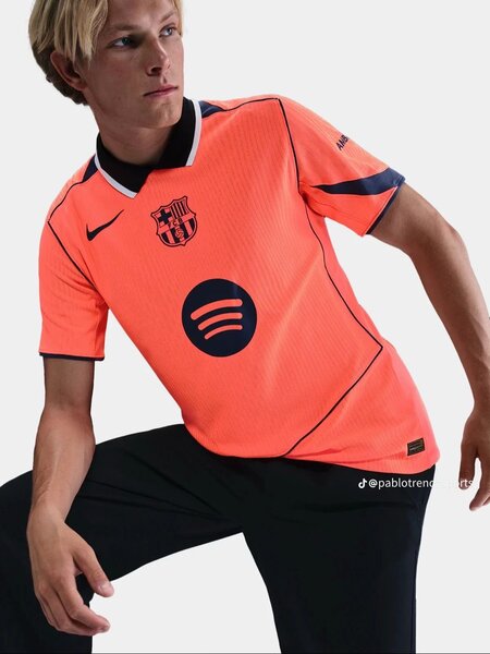 Maillot de Football Orange Nike