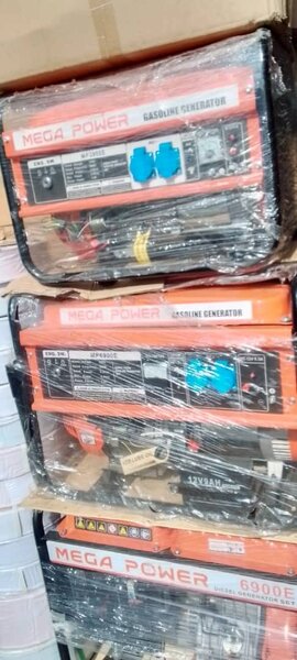 Matériel de construction et groupe électrogène