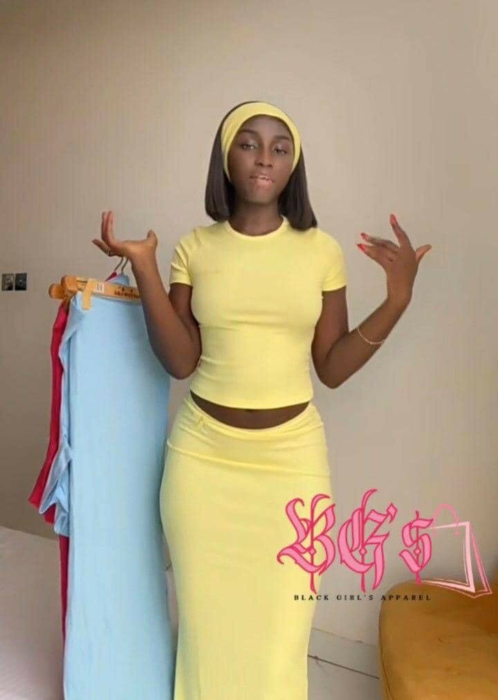 Ensemble Jupe et Haut Élégant