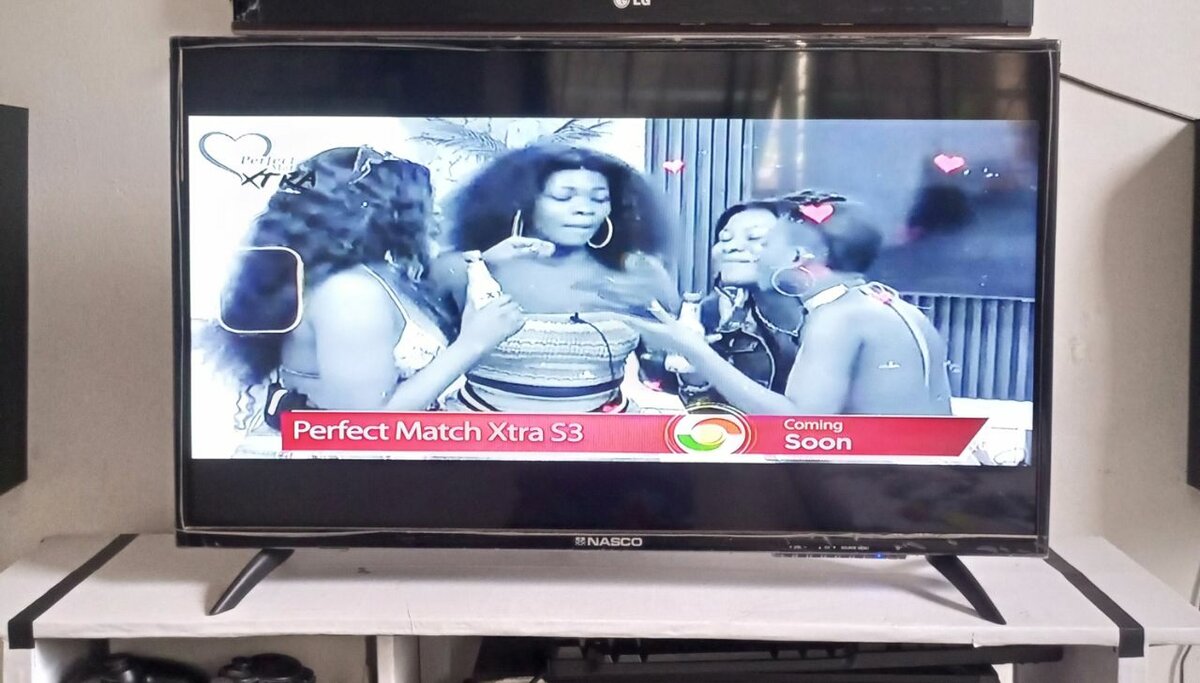 32" Nasco Television set