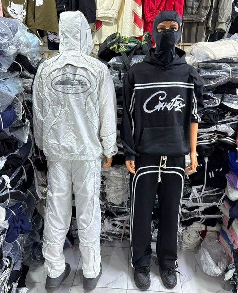 Ensemble de survêtement stylé