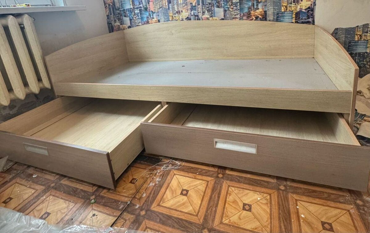 Односпальная кровать