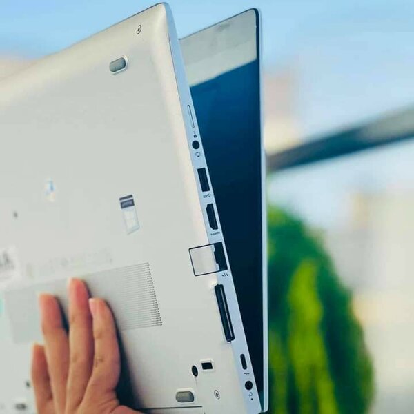 HP 840 G5 Core i5 16Go tactile