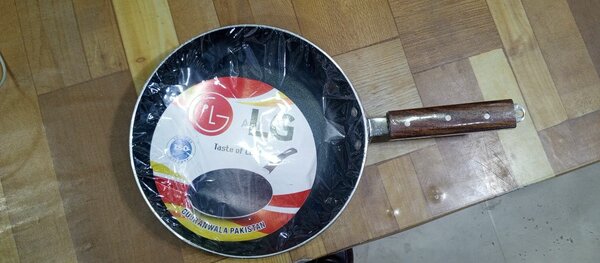 Fry pan
