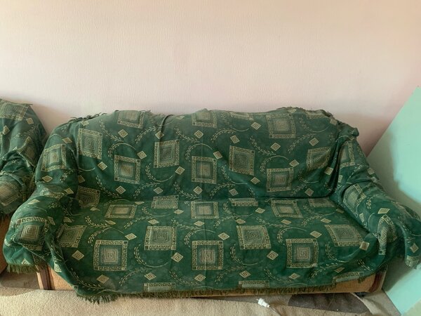 Диван и два кресла