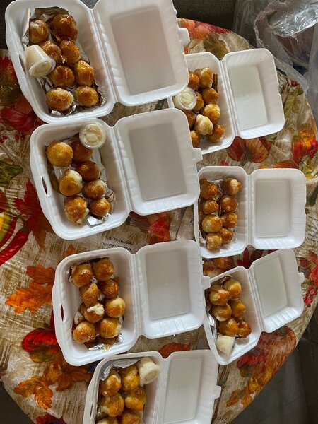 Choux à la crème anglaise