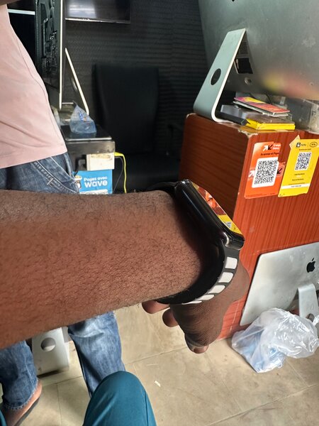 Apple Watch série 7 45mm dispo