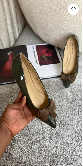 Coreen army green patent flat shoes