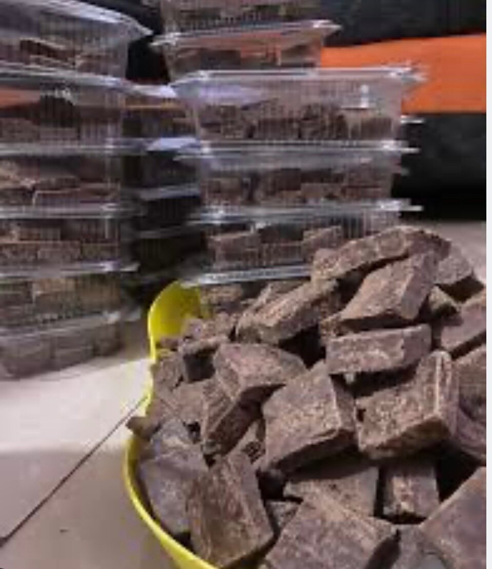 Chocolat brut en blocs