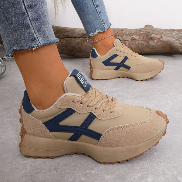 Sneakers élégantes "Stay Real"