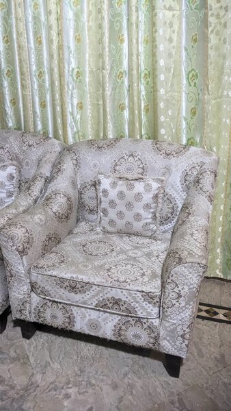 Single Seater Sofa Set