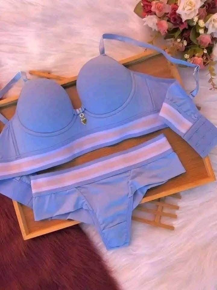 Ensemble de lingerie en dentelle