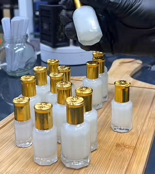 Flacons en verre à parfum