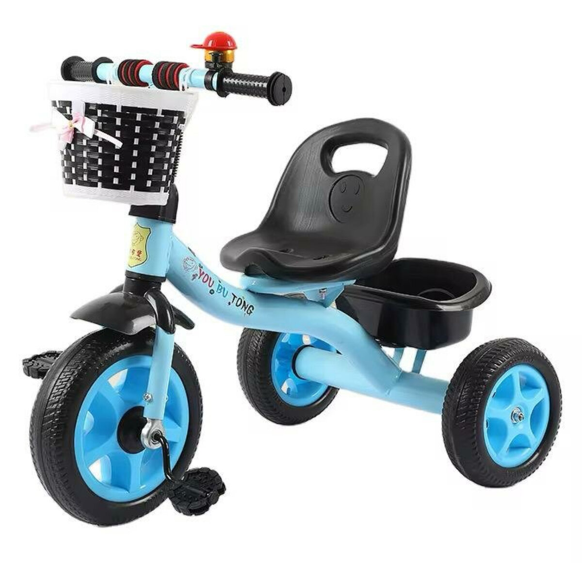 Tricycle enfant avec panier