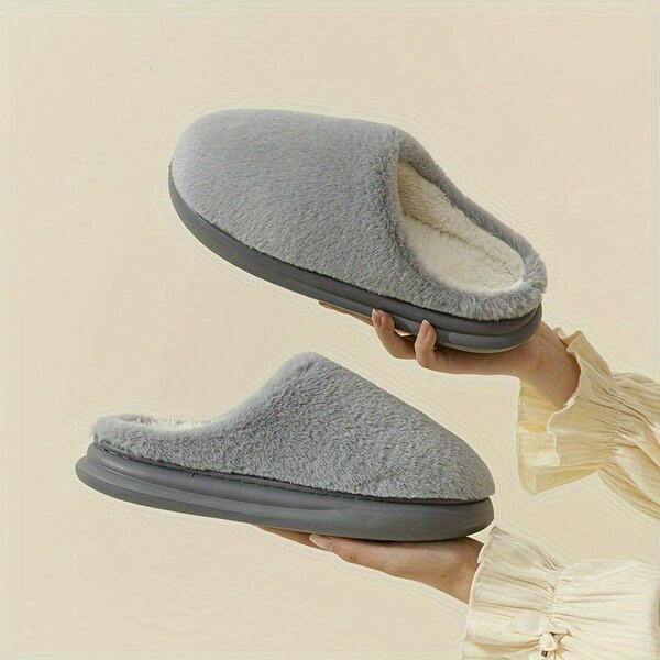 Chaussons Douillets en Peluche