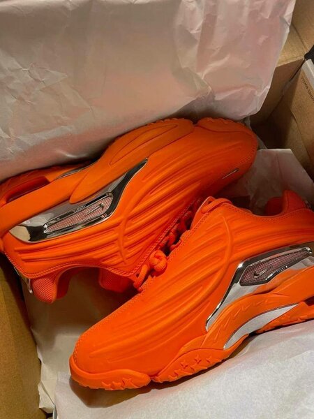 Sneakers colorées tendance