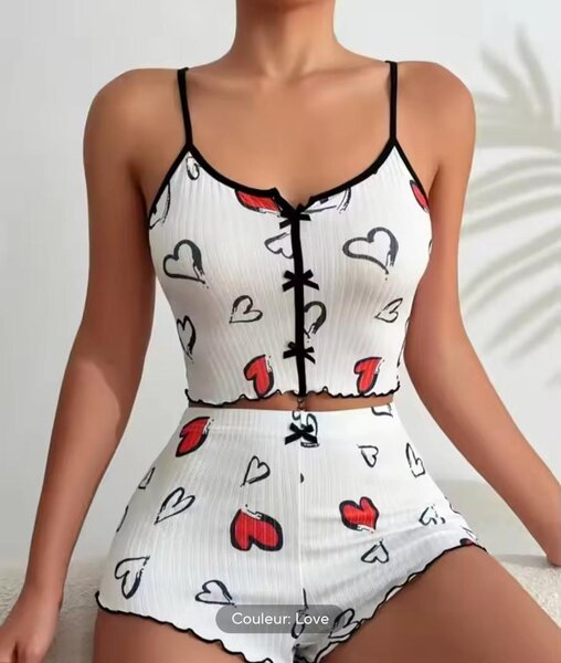 Pyjama Femme Motif Coeur et Papillon