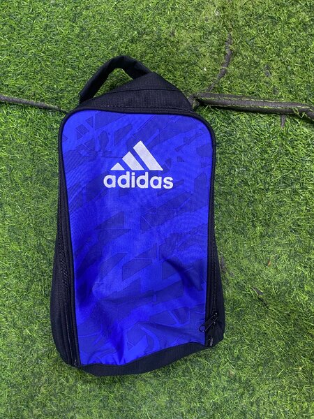Sac à chaussures Adidas élégant