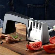 Knife sharpener