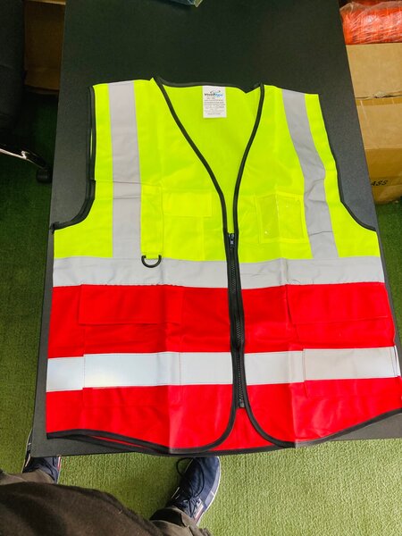 Reflective Double colors vest ( with 4 pockets)