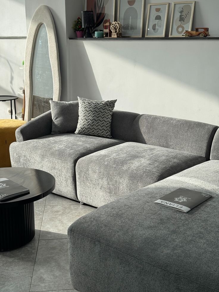 Canapé d'angle gris élégant
