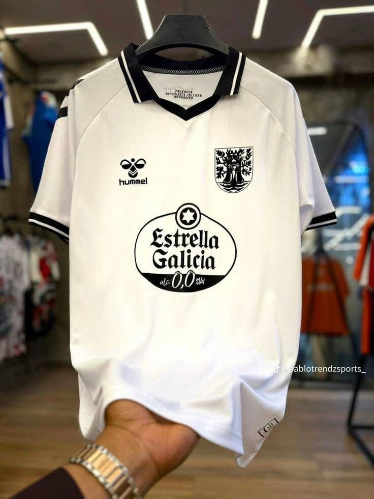 Maillots de football élégants