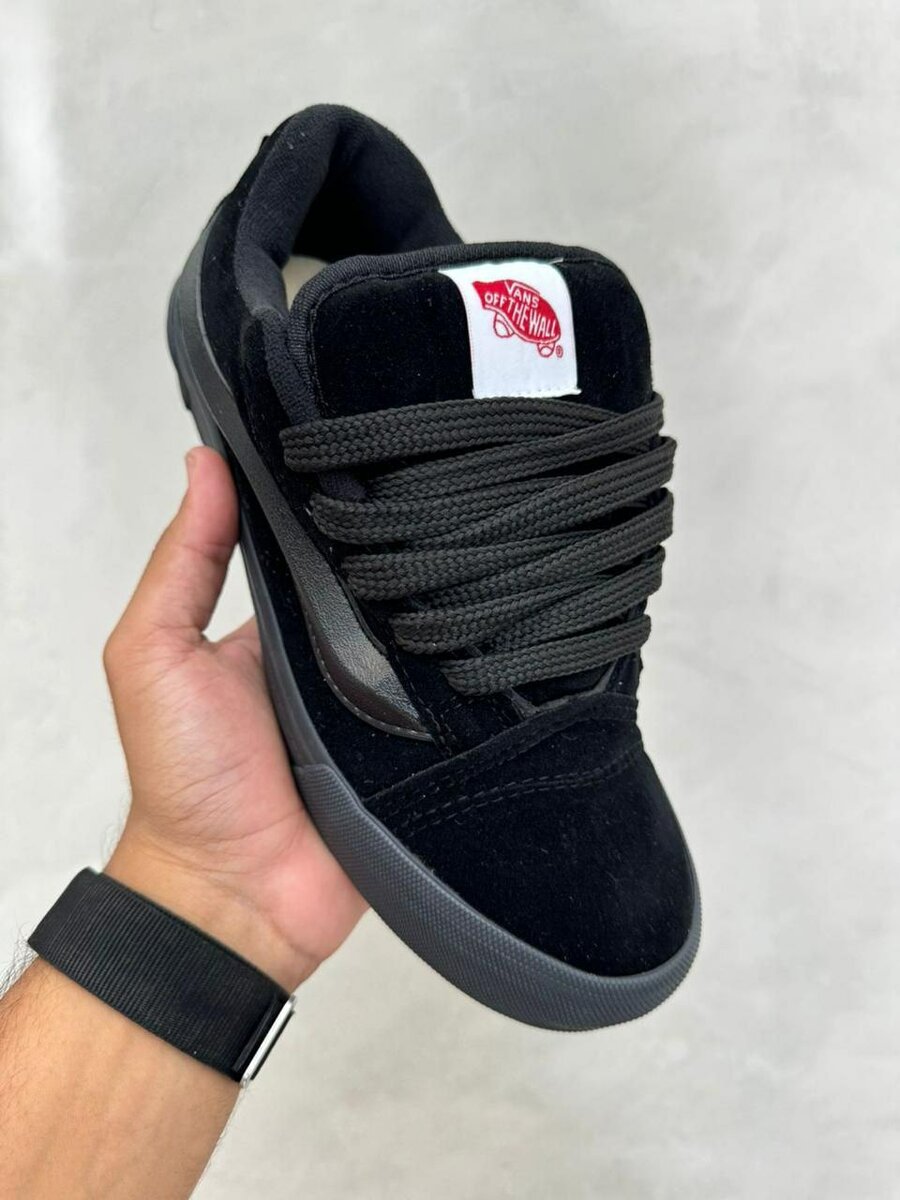 Vans Knu Skool ( original dans carton )