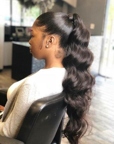 Postiche queue  cheval ondulée