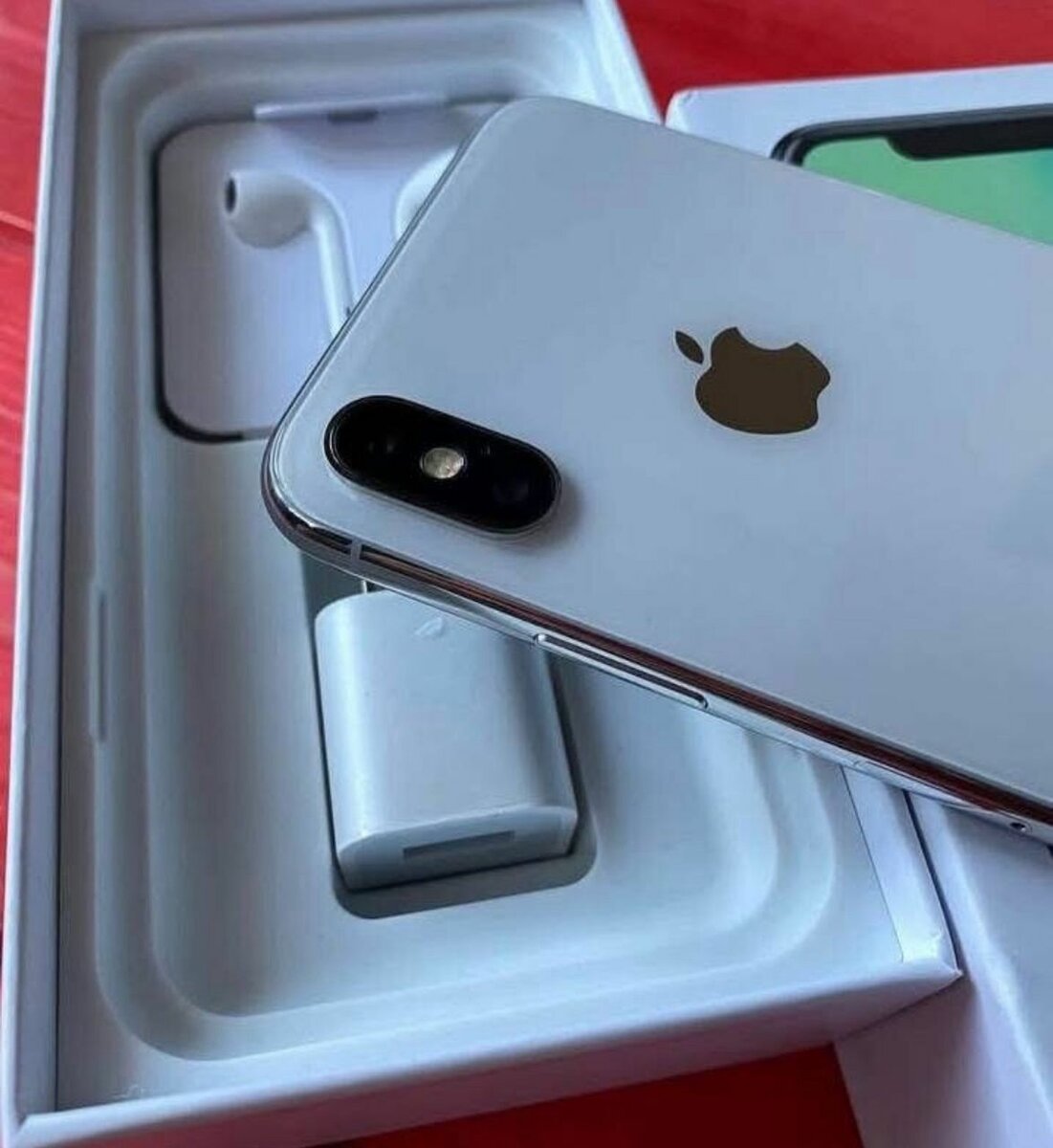 iPhone X argent reconditionné