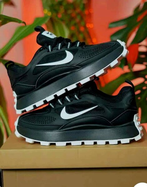 Baskets sport tendance homme