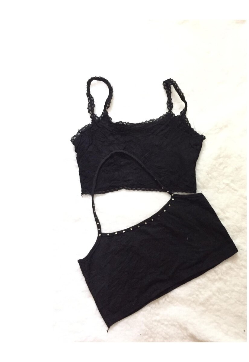 Salaula crop tops and tops