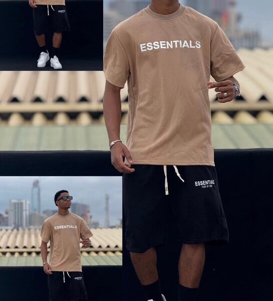 T-shirt Essentials beige