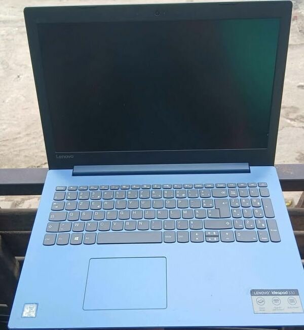 Ordinateur portable Lenovo